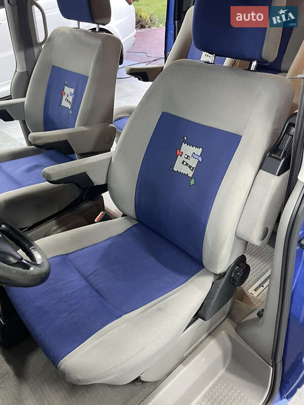 Минивэн Volkswagen Multivan 2002 в Хмельницком фото 25 Минивэн Volkswagen Multivan 2002 в Хмельницком