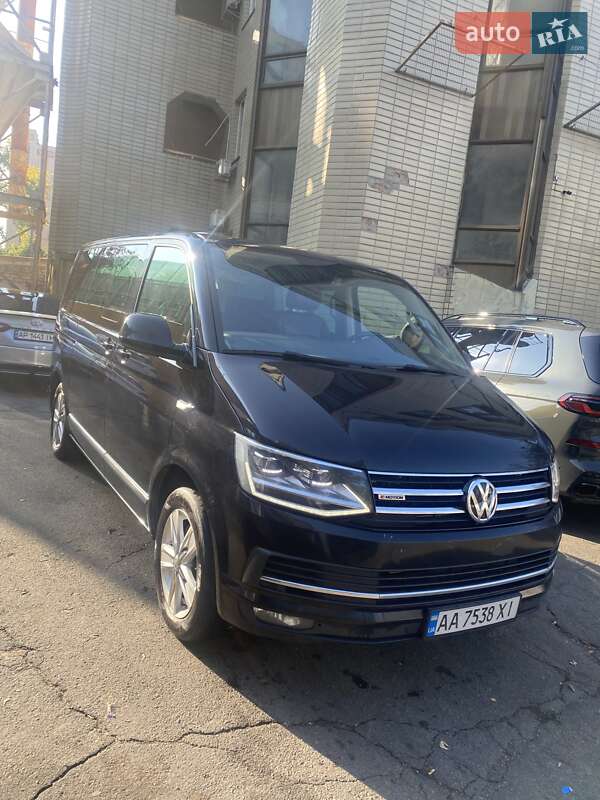 Минивэн Volkswagen Multivan 2018 в Киеве