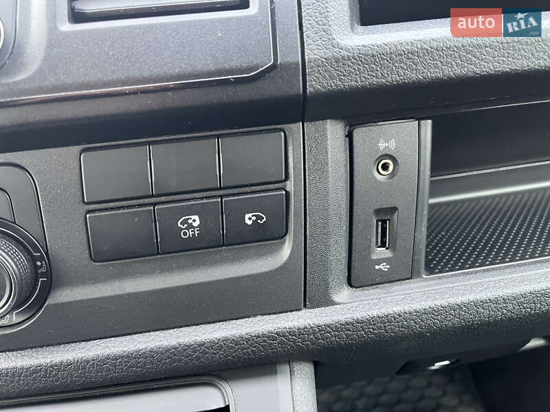 Минивэн Volkswagen Multivan 2017 в Миргороде фото 19 Минивэн Volkswagen Multivan 2017 в Миргороде