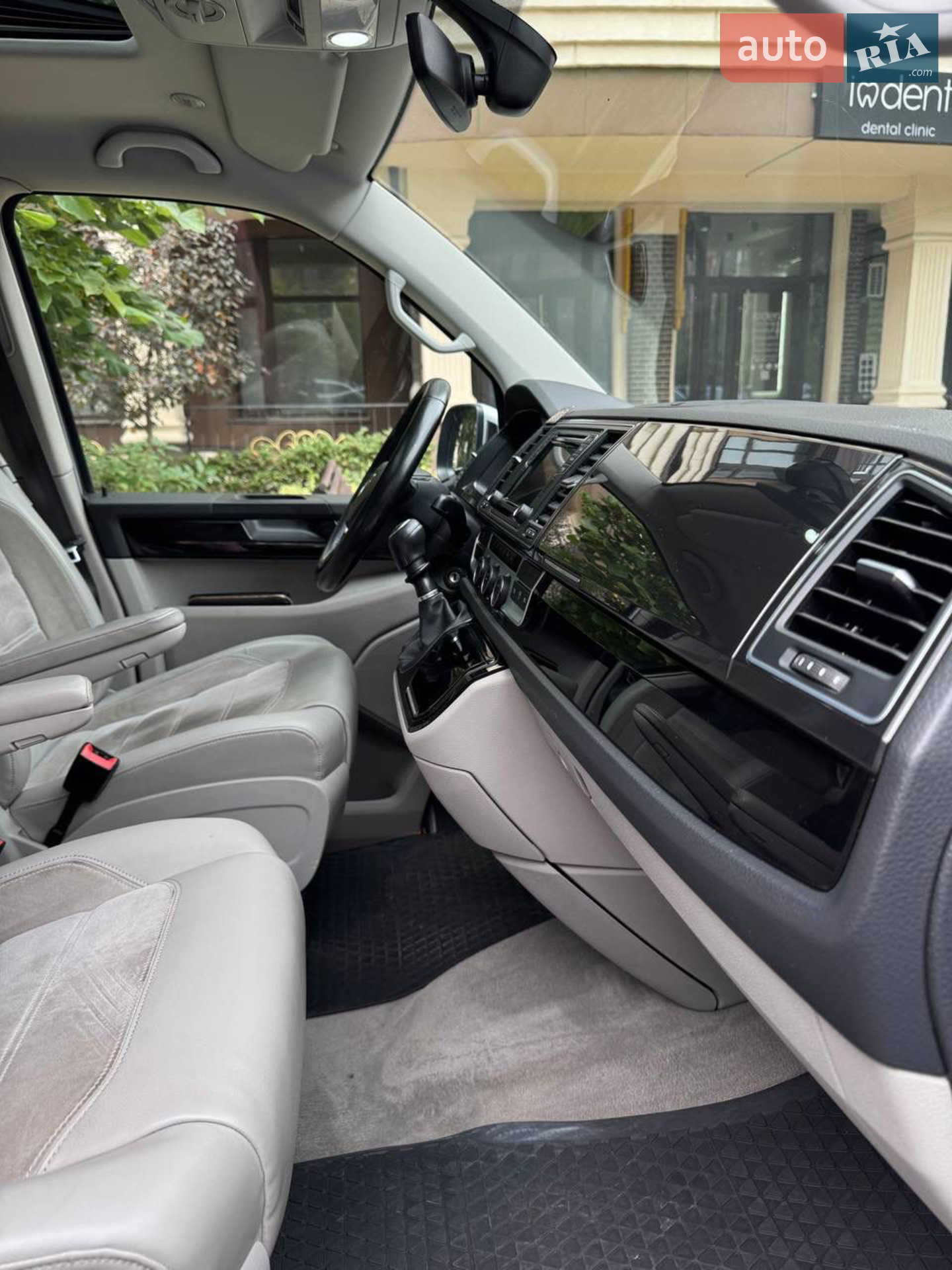 2016 Volkswagen Multivan - мініатюра 18