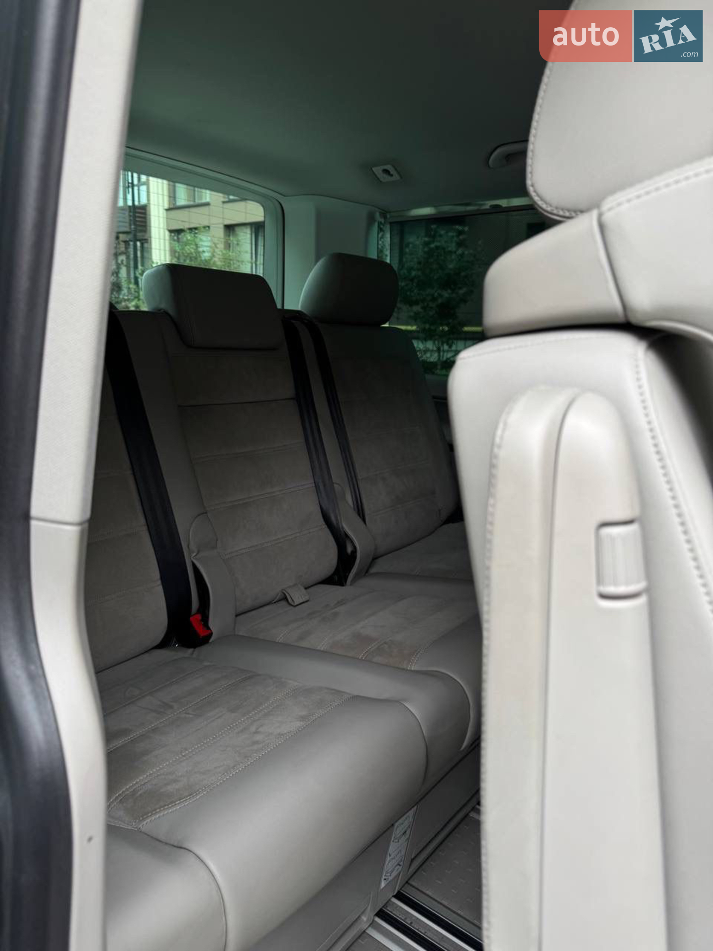 2016 Volkswagen Multivan - мініатюра 28