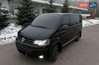 Минивэн Volkswagen Multivan 2013 в Киеве