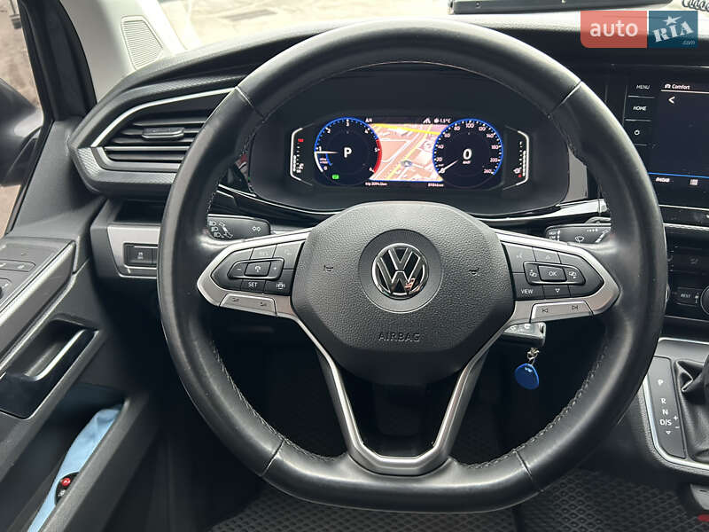 Минивэн Volkswagen Multivan 2020 в Киеве