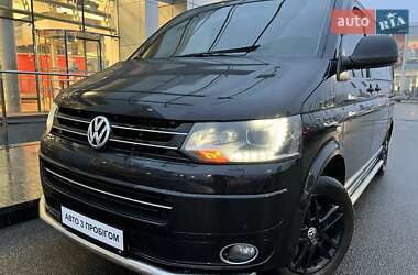 Минивэн Volkswagen Multivan 2012 в Киеве