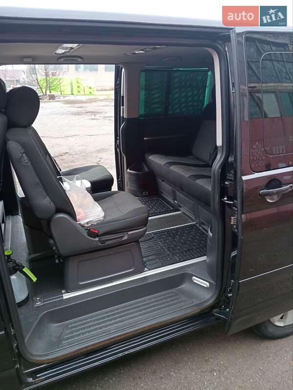 Мінівен Volkswagen Multivan 2004 в Козелеці