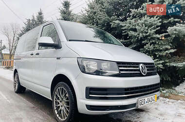 Минивэн Volkswagen Multivan 2016 в Киеве