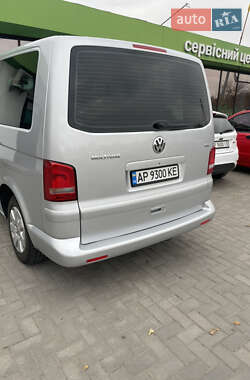Минивэн Volkswagen Multivan 2009 в 