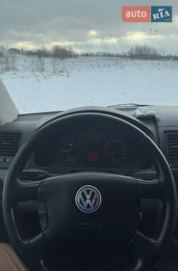 Минивэн Volkswagen Multivan 2008 в 