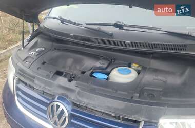 Минивэн Volkswagen Multivan 2005 в 