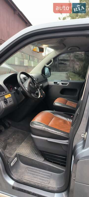 Минивэн Volkswagen Multivan 2008 в Запорожье
