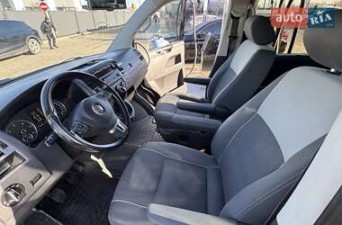 Минивэн Volkswagen Multivan 2012 в 