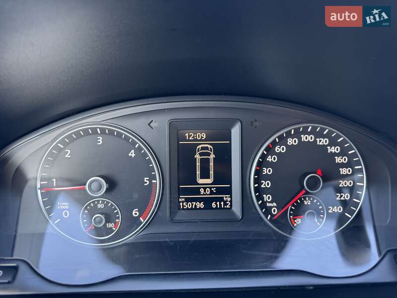 Минивэн Volkswagen Multivan 2012 в Ужгороде фото 20 Минивэн Volkswagen Multivan 2012 в Ужгороде