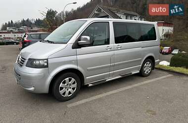 Минивэн Volkswagen Multivan 2006 в Львове