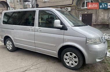 Минивэн Volkswagen Multivan 2009 в 