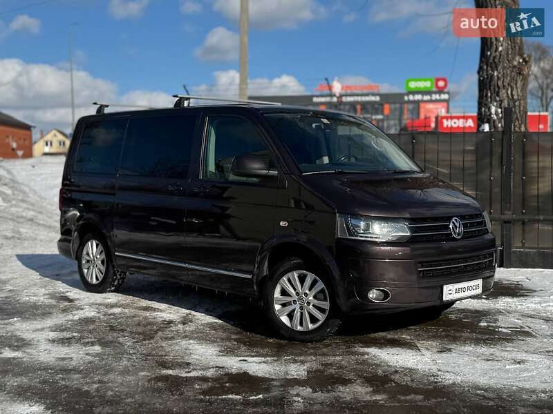 Мінівен Volkswagen Multivan 2014 в Києві