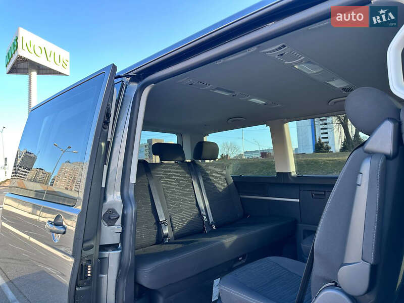 Минивэн Volkswagen Multivan 2020 в Киеве