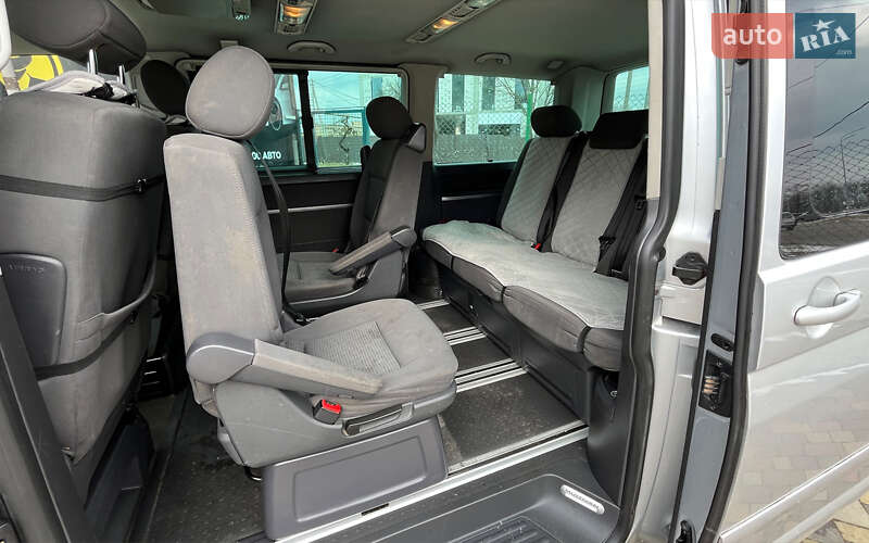 Минивэн Volkswagen Multivan 2006 в Стрые