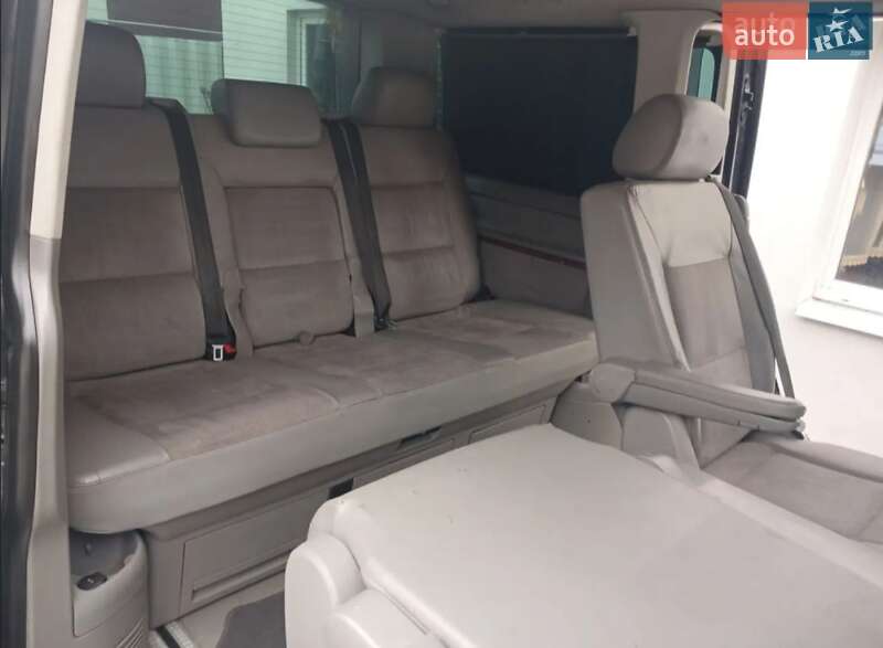 Минивэн Volkswagen Multivan 2006 в Львове