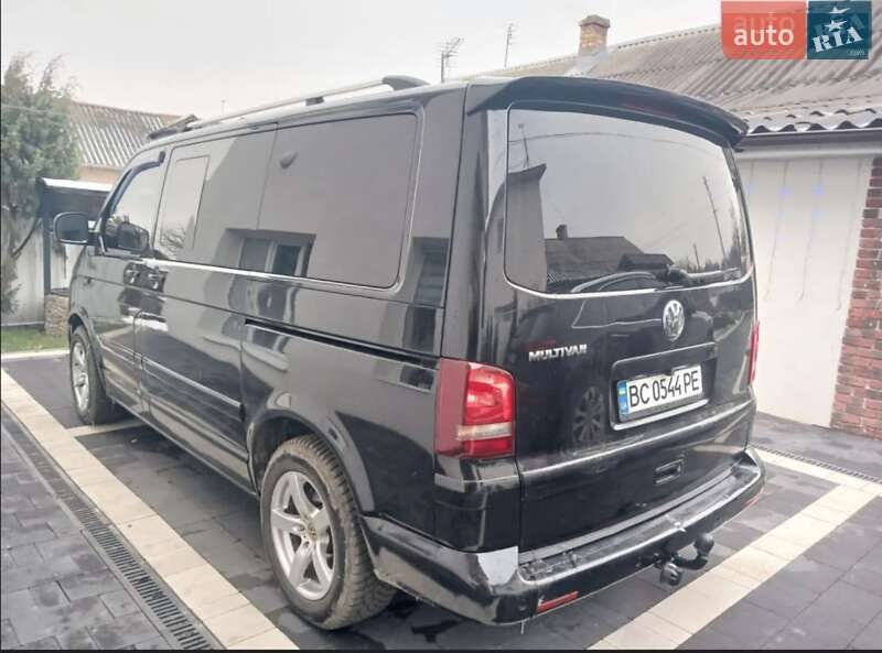 Минивэн Volkswagen Multivan 2006 в Львове