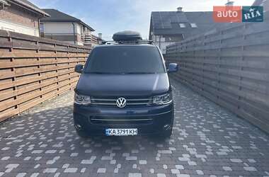 Минивэн Volkswagen Multivan 2015 в Киеве