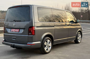 Минивэн Volkswagen Multivan 2021 в 