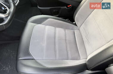 Минивэн Volkswagen Multivan 2021 в 