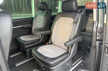 Минивэн Volkswagen Multivan 2021 в 