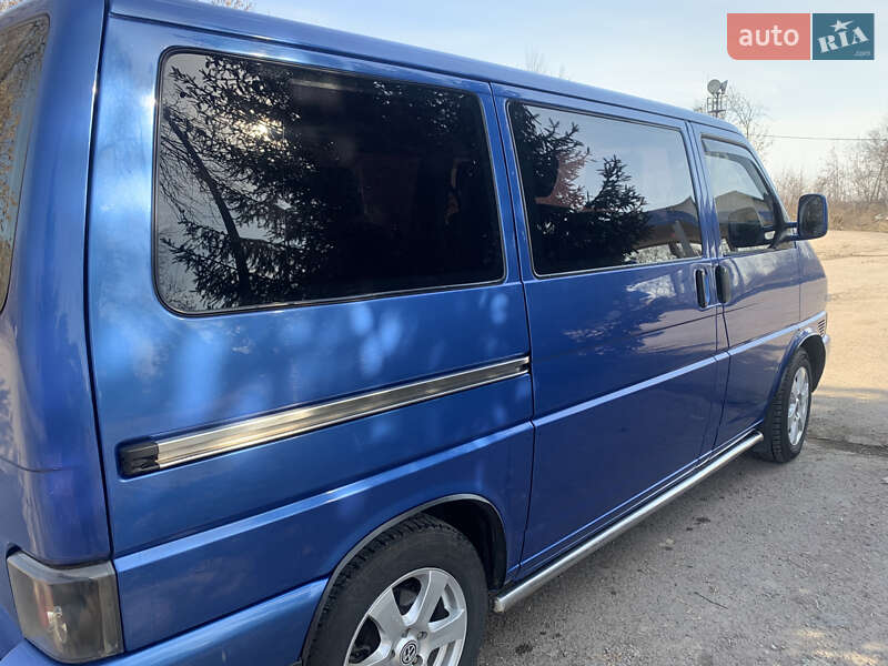 Минивэн Volkswagen Multivan 2003 в Залещиках