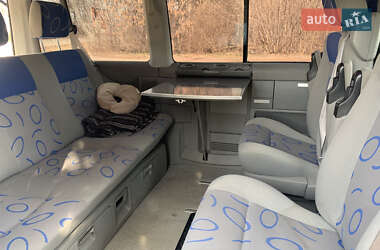Минивэн Volkswagen Multivan 2003 в 