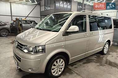 Мінівен Volkswagen Multivan 2012 в Києві