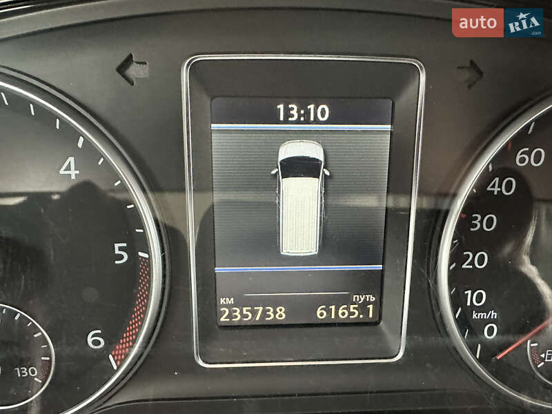 Минивэн Volkswagen Multivan 2012 в Киеве
