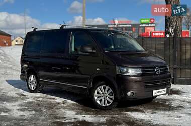 Минивэн Volkswagen Multivan 2014 в Киеве