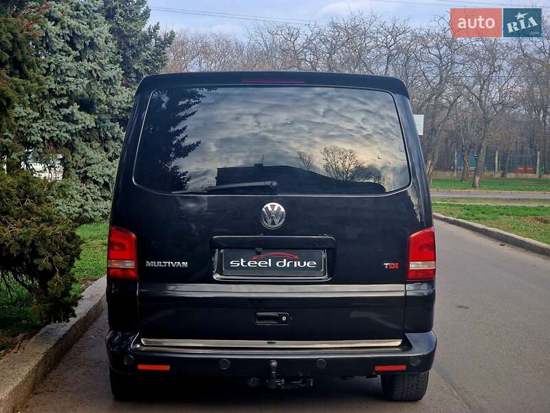 Минивэн Volkswagen Multivan 2005 в Николаеве