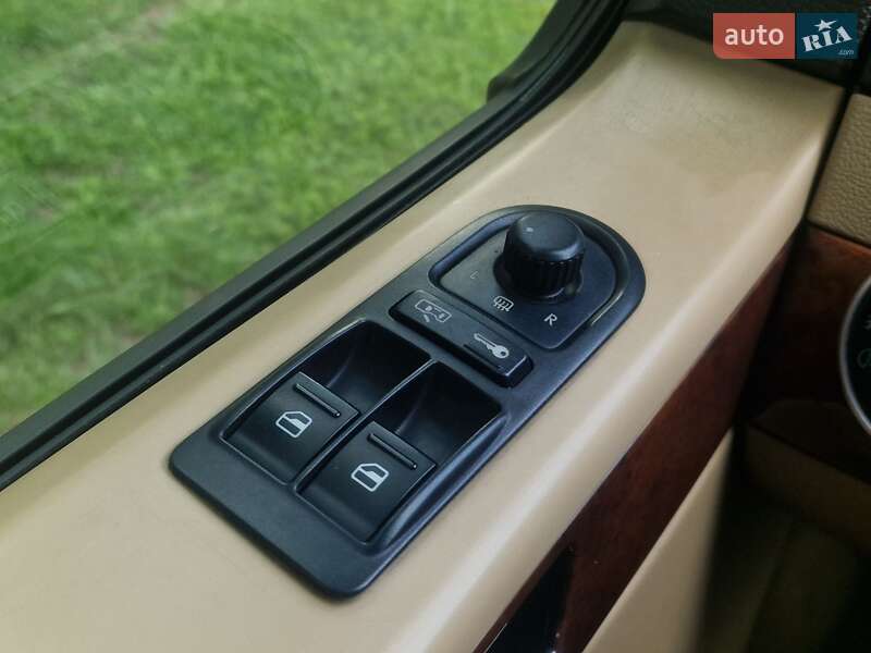 Минивэн Volkswagen Multivan 2005 в Николаеве