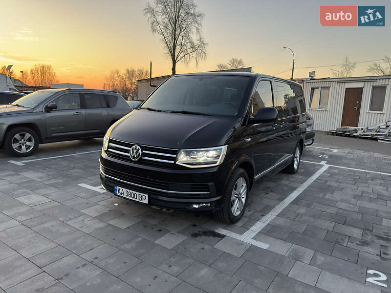 Минивэн Volkswagen Multivan 2019 в 