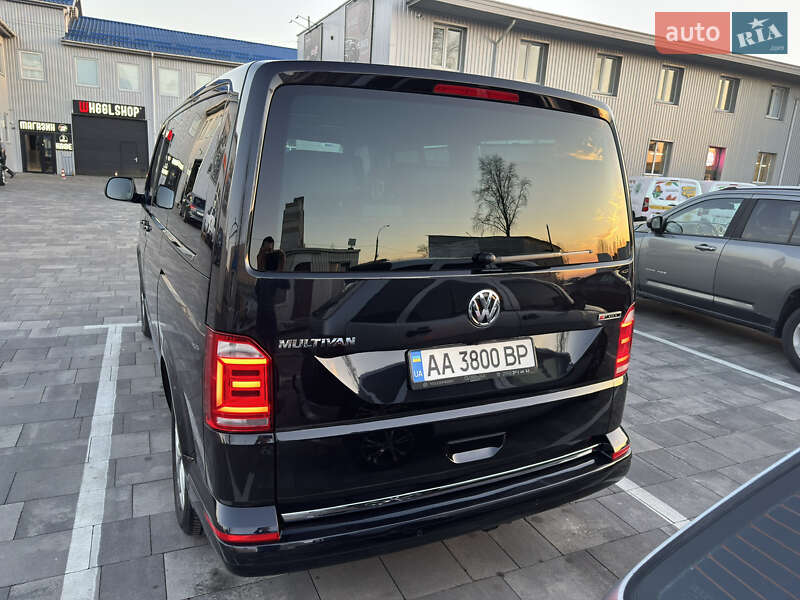 Минивэн Volkswagen Multivan 2019 в Киеве