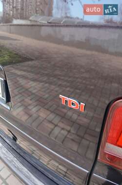 Мінівен Volkswagen Multivan 2013 в 