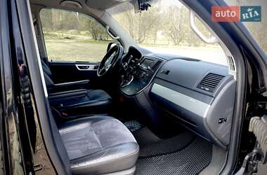 Минивэн Volkswagen Multivan 2010 в 