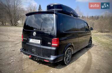 Минивэн Volkswagen Multivan 2010 в 