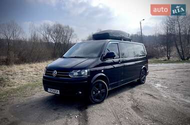Минивэн Volkswagen Multivan 2010 в 