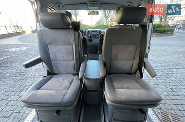 Минивэн Volkswagen Multivan 2006 в 