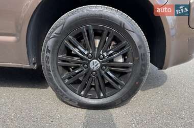 Минивэн Volkswagen Multivan 2014 в 