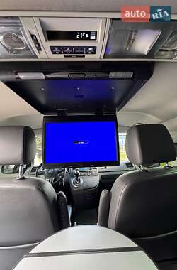 Минивэн Volkswagen Multivan 2014 в 