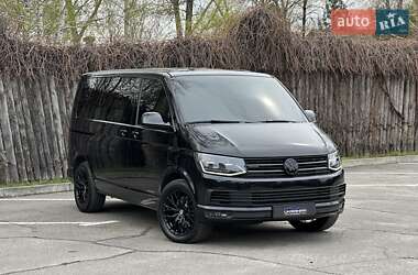 Минивэн Volkswagen Multivan 2016 в 