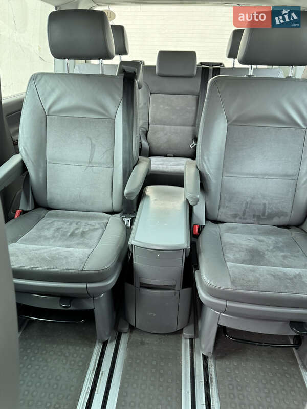 Минивэн Volkswagen Multivan 2008 в Одессе