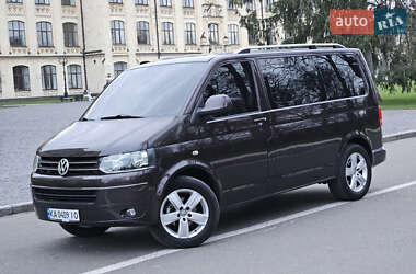 Мінівен Volkswagen Multivan 2012 в Києві