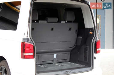 Мінівен Volkswagen Multivan 2014 в 