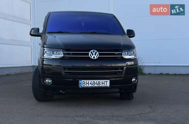 Минивэн Volkswagen Multivan 2010 в 