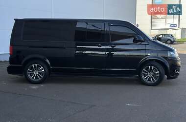 Минивэн Volkswagen Multivan 2010 в 