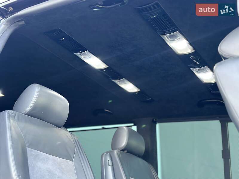 Минивэн Volkswagen Multivan 2010 в Одессе